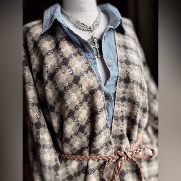 Boutique Jackets & Blazers - Poncho Belted plaid